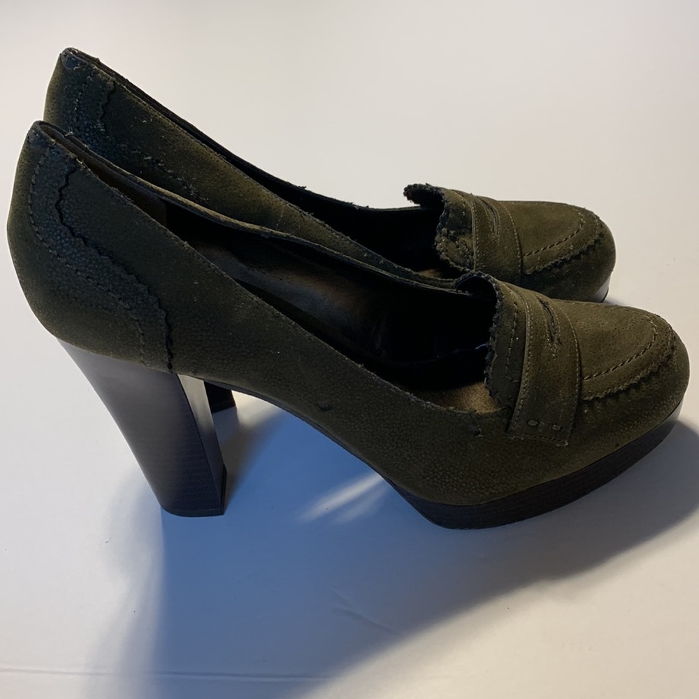 ANA Women’s Suede Heels - Picture 5 of 10